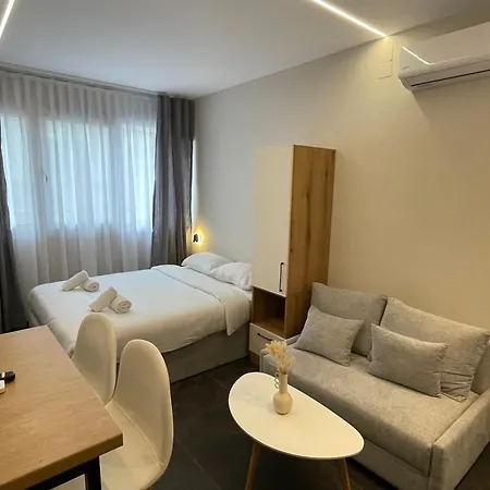 Ladadika X-retrite Lägenhet *