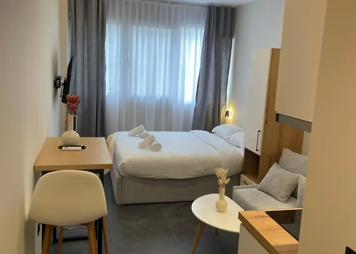 Apartment Ladadika X-retrite